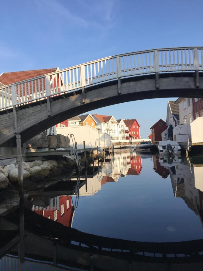 Idyllisk Sorlandshus Villa Risor Ngoại thất bức ảnh